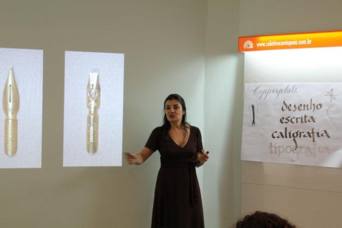 Curso de Caligrafia com Andréa Branco no Coletivo Centopeia em 2013.
